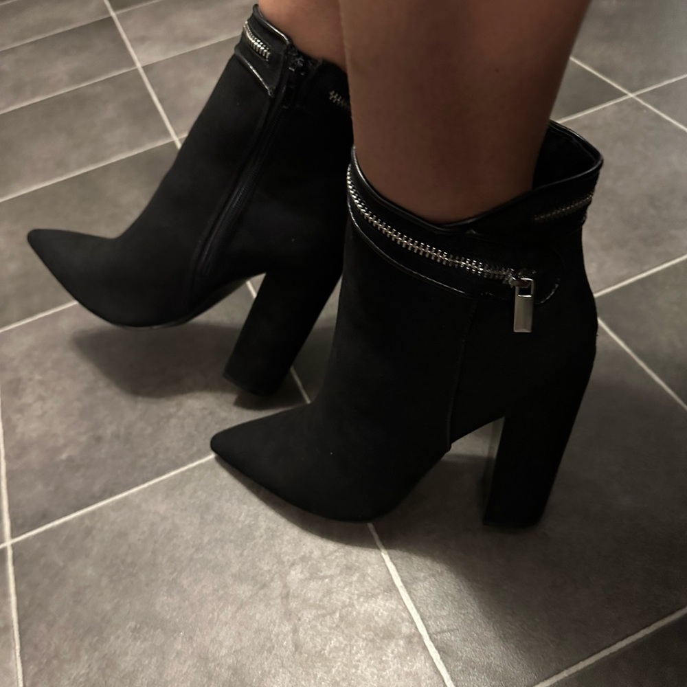 Just fab Brand New Booties size 10